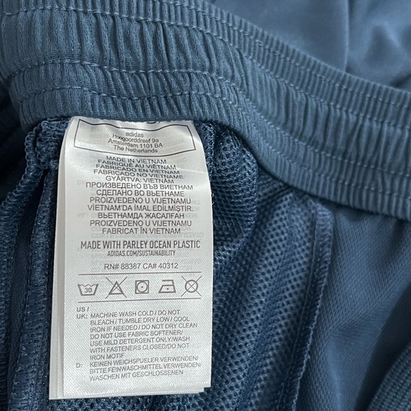 adidas 3-Stripes Primeblue Mens Shorts Size XL Navy Blue &
White - Picture 6 of 11